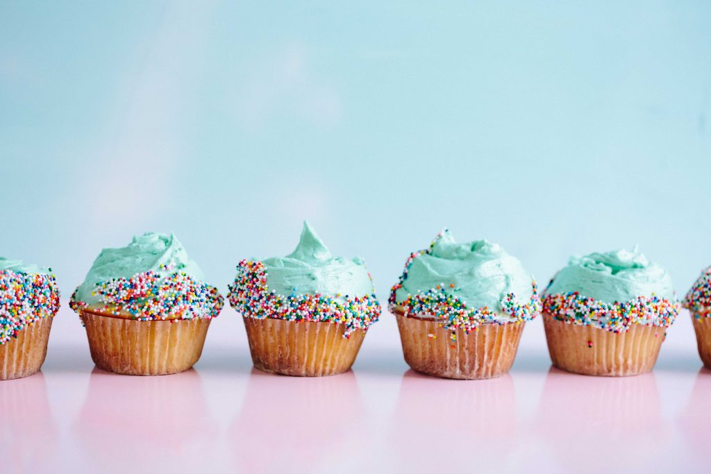 Cupcakes are an excellent sweet 16 party idea for all ages.
